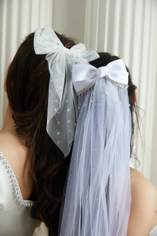 COURTNEY GLITTER HEART BOW