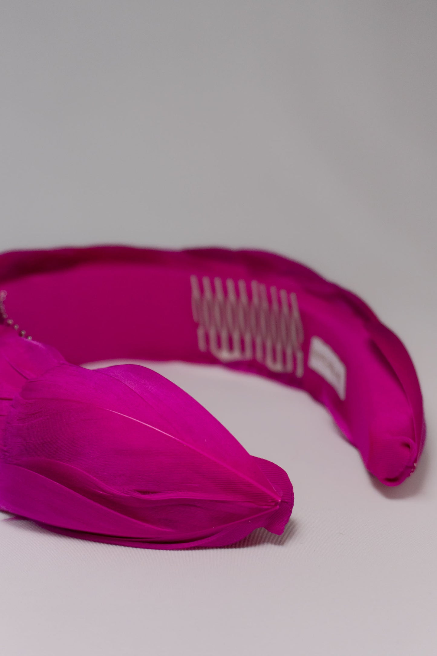 LAYLA FEATHER HEADBAND PINK