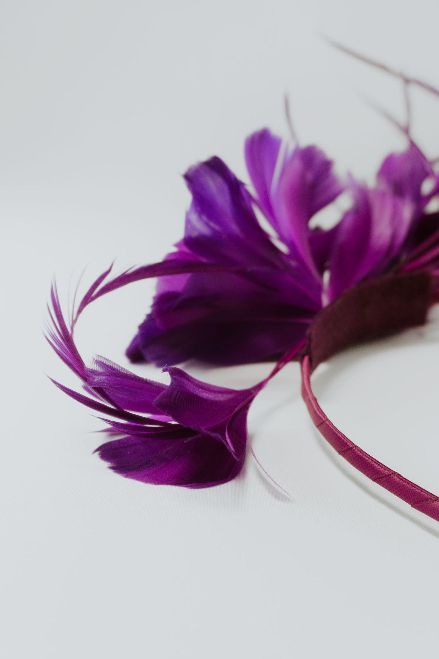 LYDIA STATEMENT FEATHER FASCINATOR PURPLE