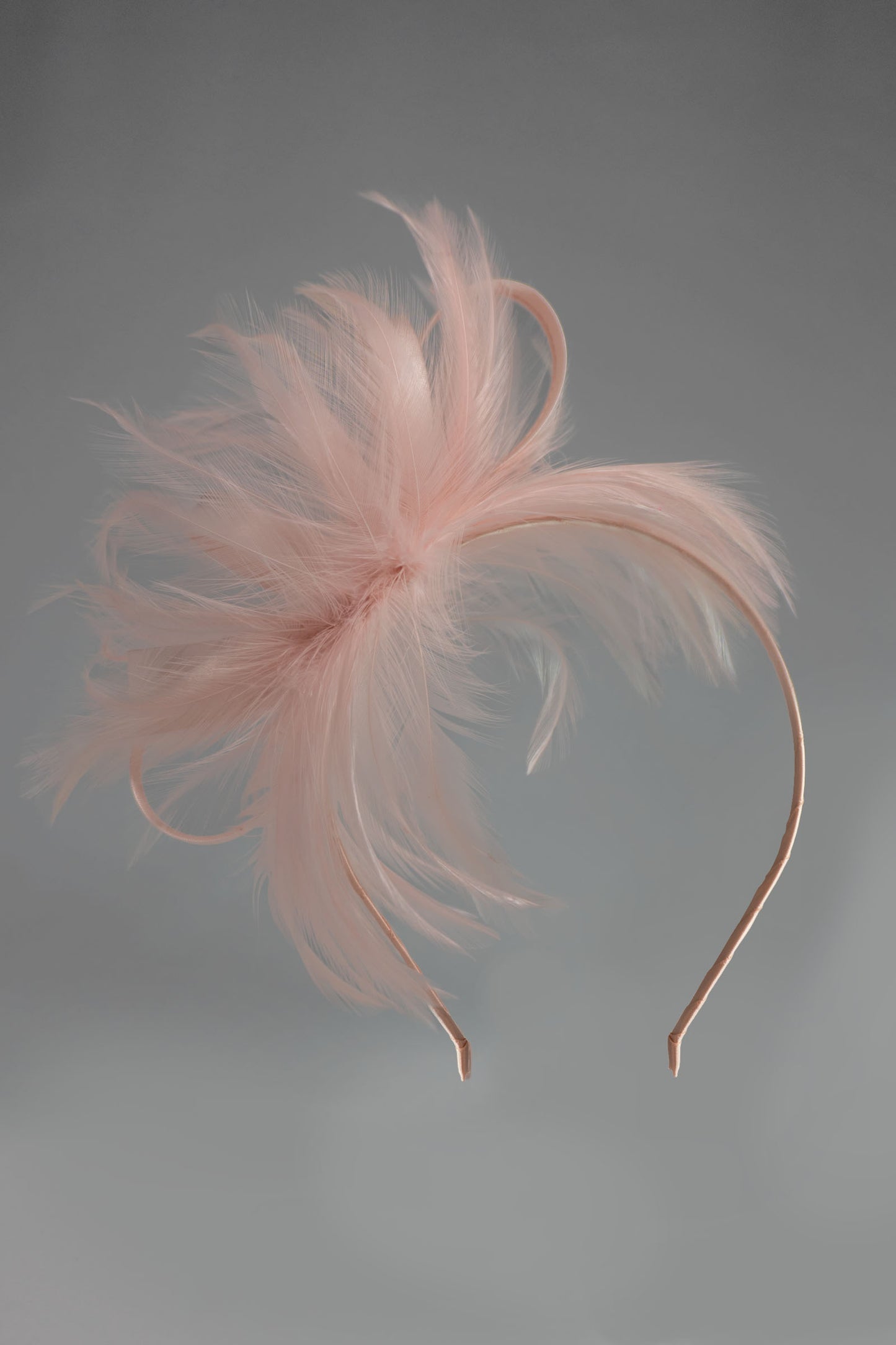 MARY-BETH FASCINATOR BLUSH