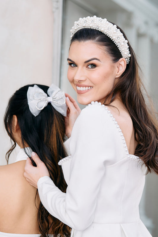 JESSICA BOW CLIP IVORY