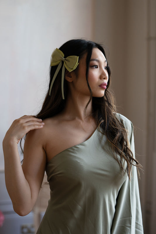 SOPHIA BOW CLIP - OLIVE GREEN